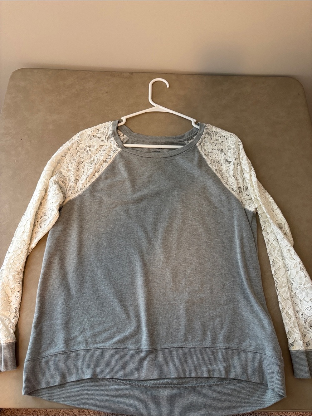 Apt. 9 Gray Sweatshirt with Cream Lace Raglan Sleeves